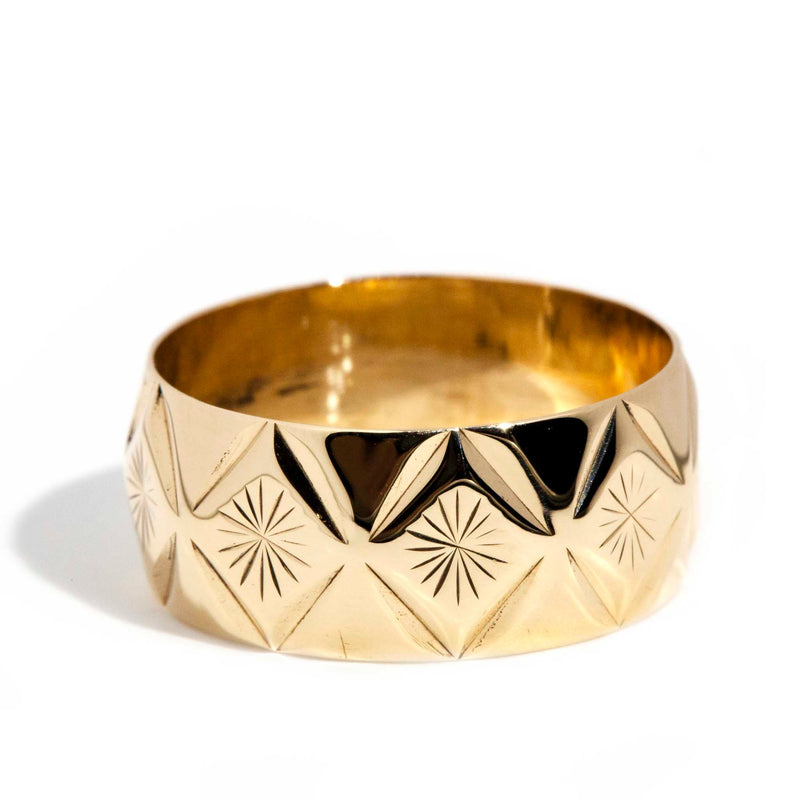 Taylor 9ct Yellow Gold Star Patterned Band* OB $ Rings Imperial Jewellery