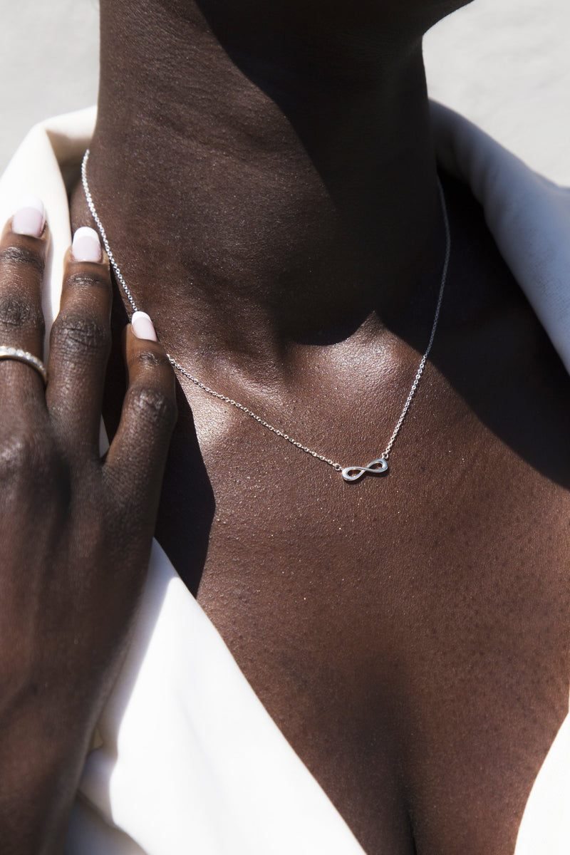 Tiffany and store co infinity pendant