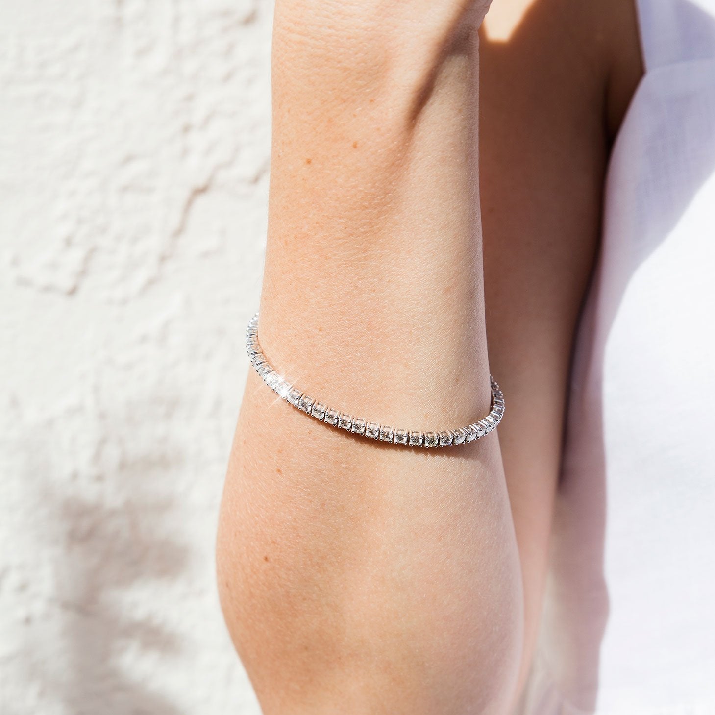 Winter 6.77 Carat Diamond 18 Carat White Gold Tennis Bracelet Bracelets/Bangles Imperial Jewellery - Auctions, Antique, Vintage & Estate