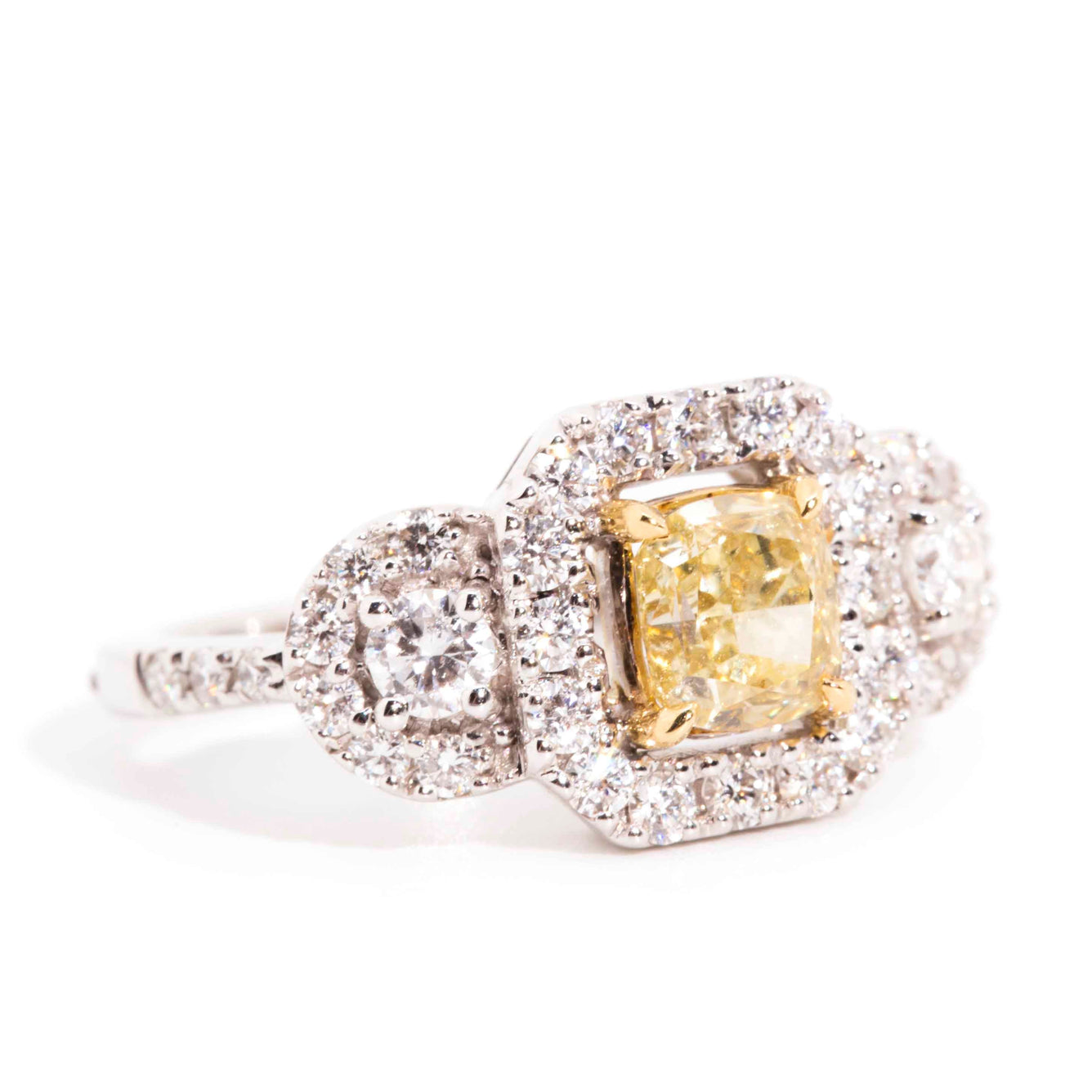 Vintage yellow diamond ring top