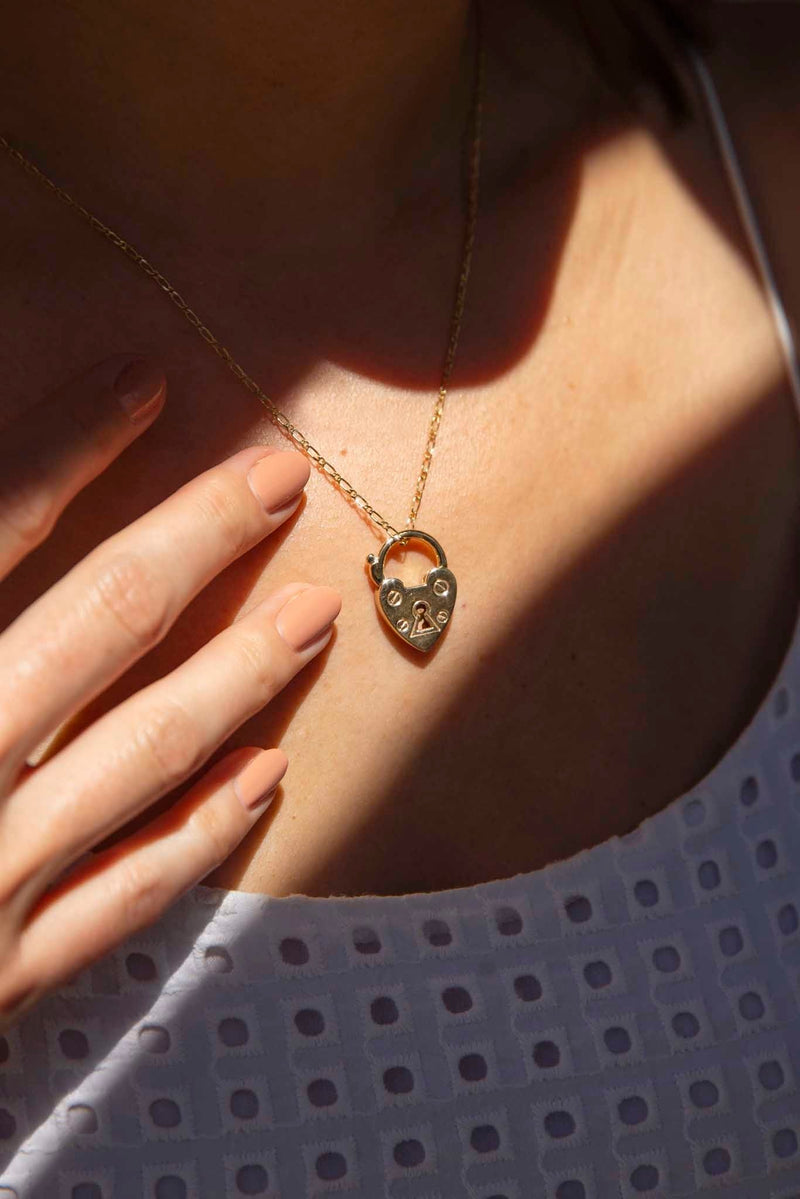 Gold Plated Paper Clip Heart Lock Necklace – Giorgio Bergamo